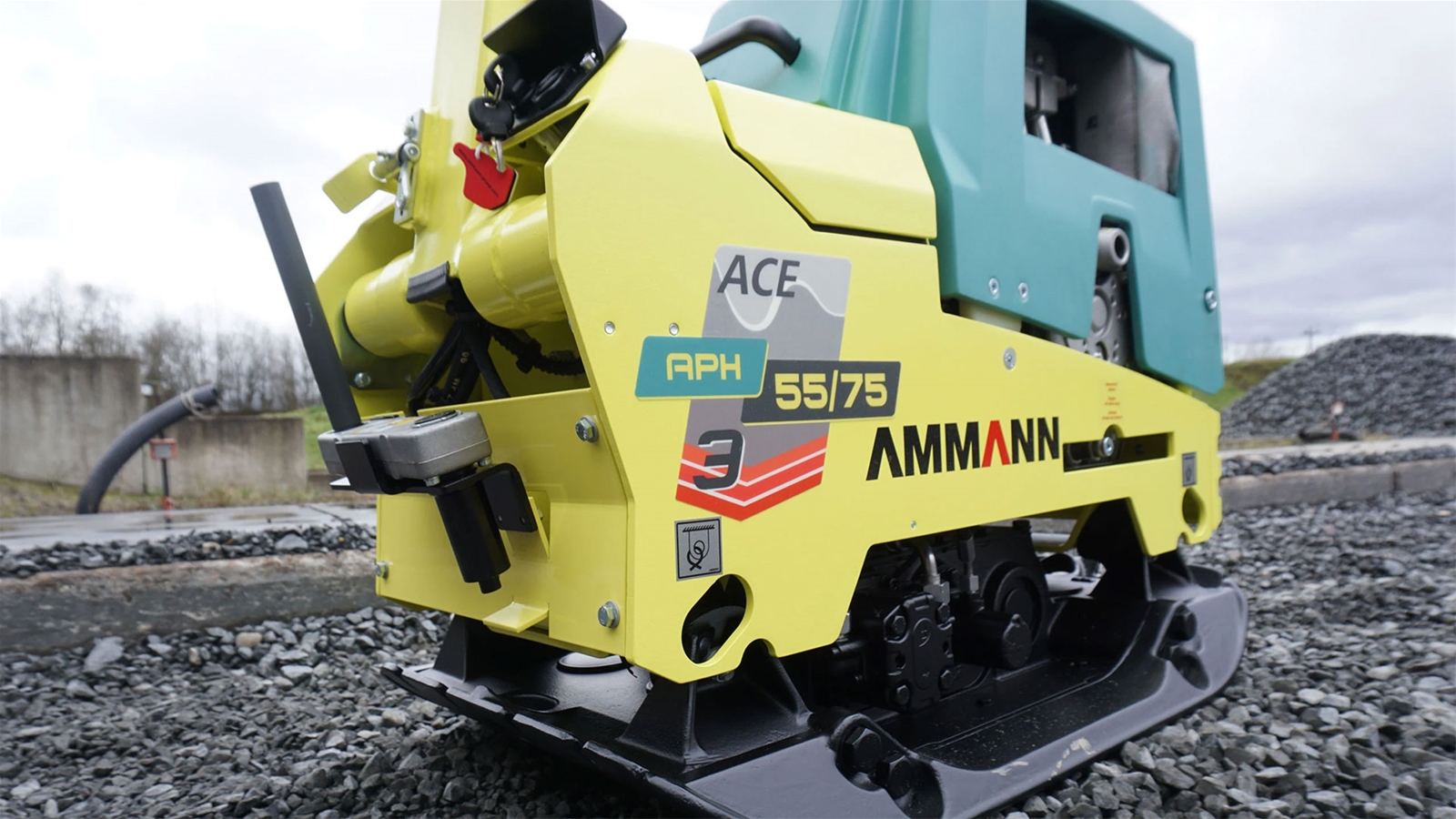 3 shaft system Ammann