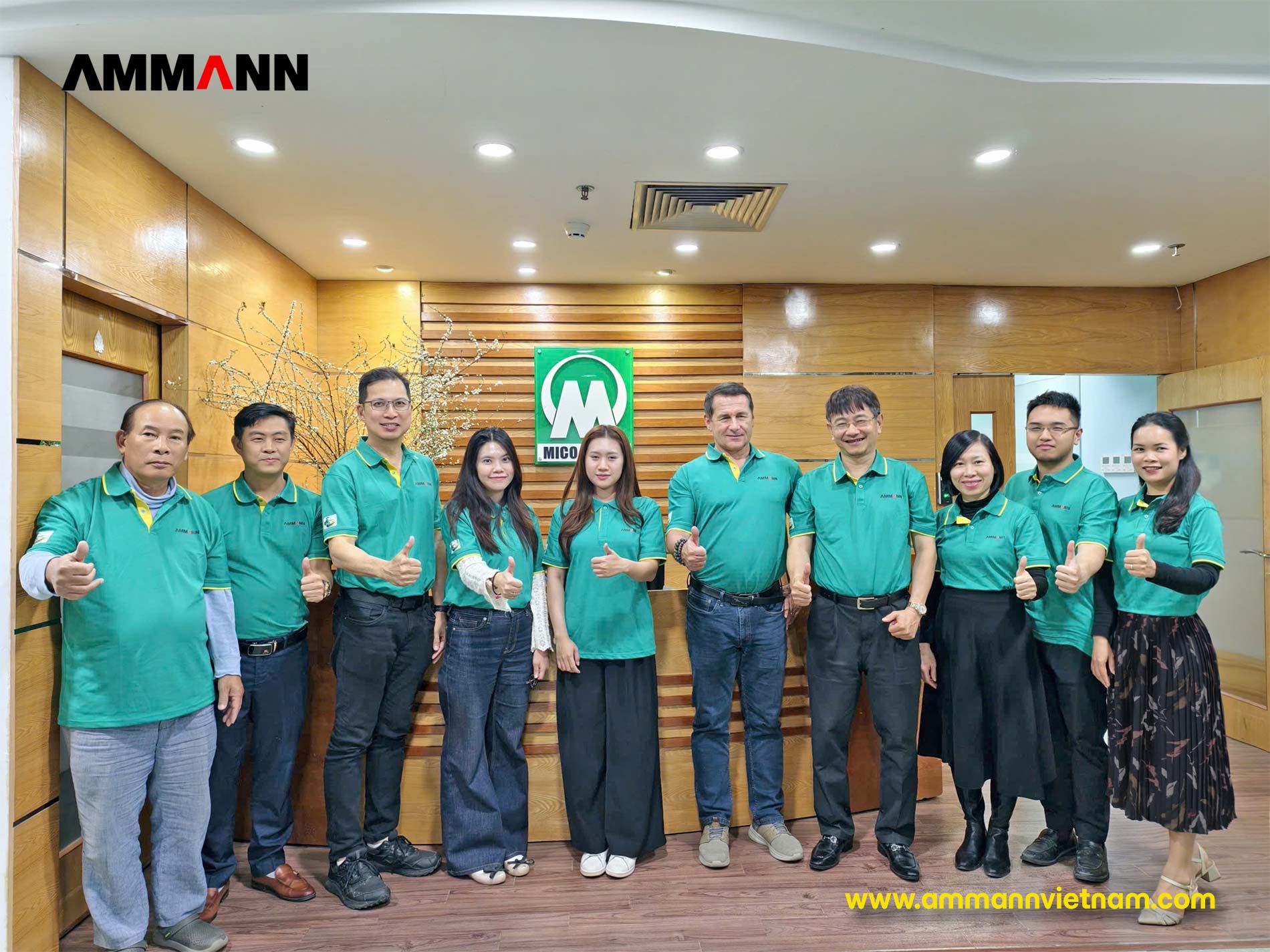 Chuyên gia AMMANN Training thiết bị thi công xây dựng tại Văn phòng MICO GROUP - ảnh 4