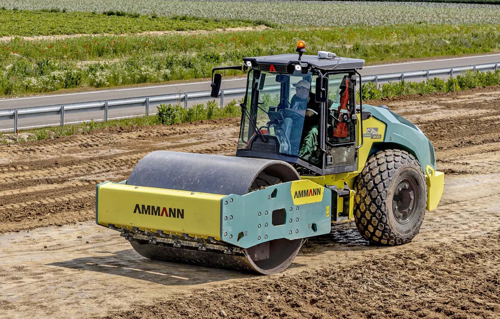 Xe lu rung một trống Ammann ARS 220 22 tấn
