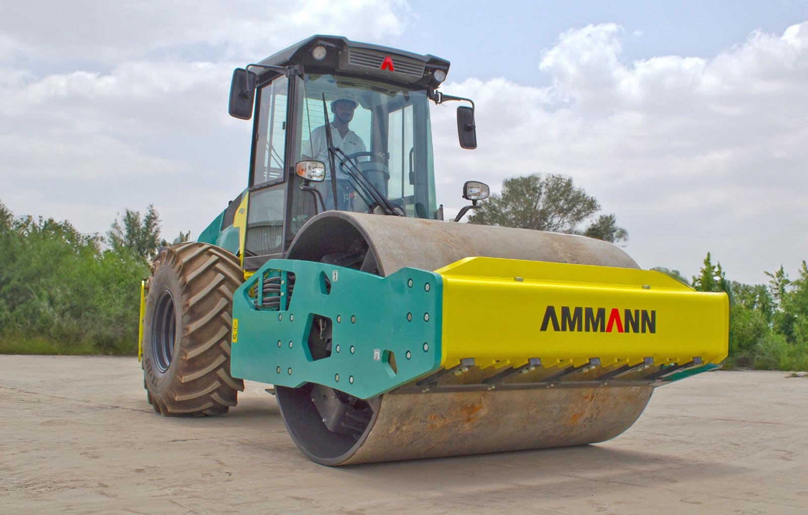 Xe lu rung một trống Ammann ARS 170.1 17 tấn