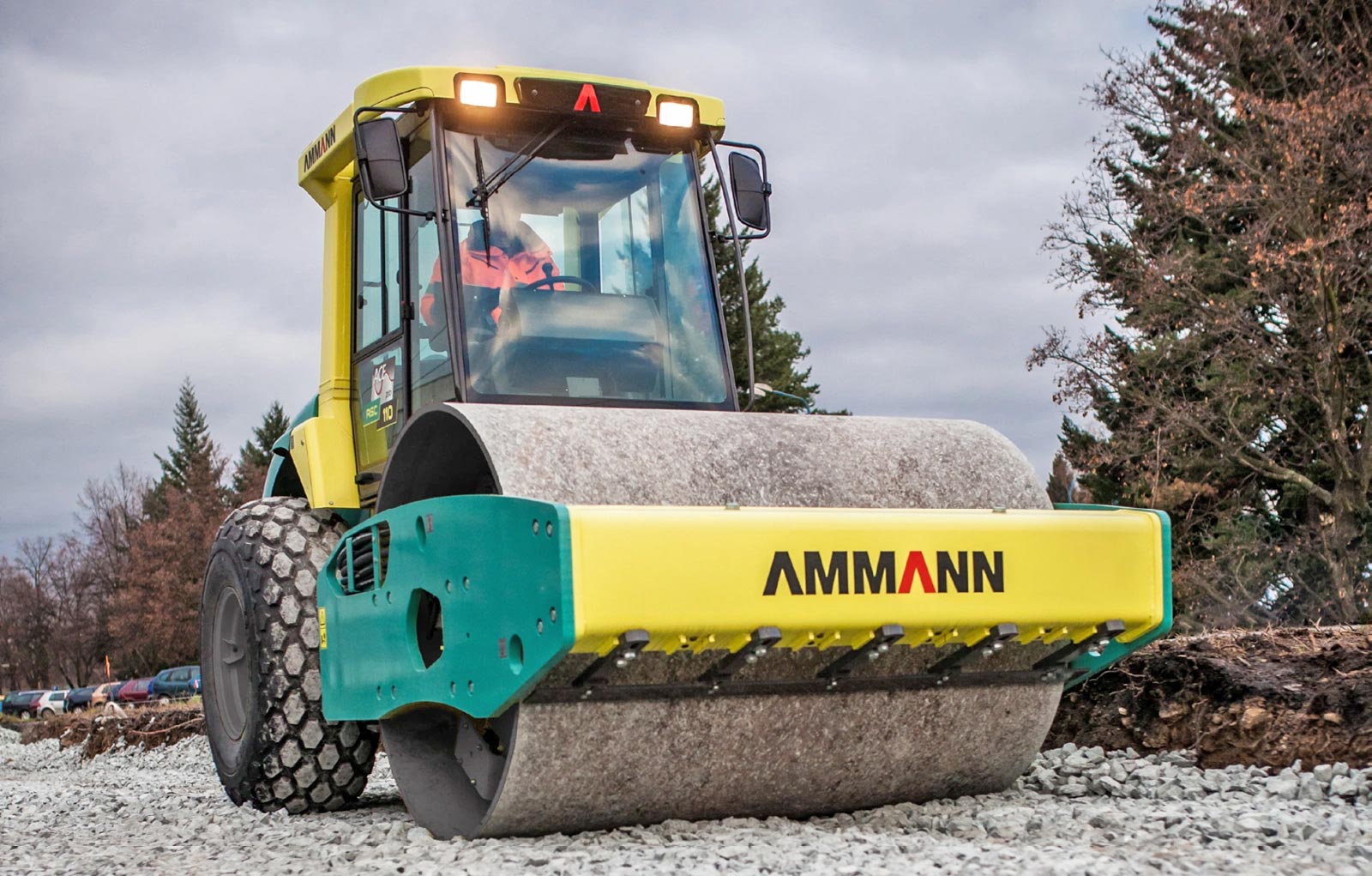Xe lu rung một trống Ammann ASC 170 PD 17 tấn
