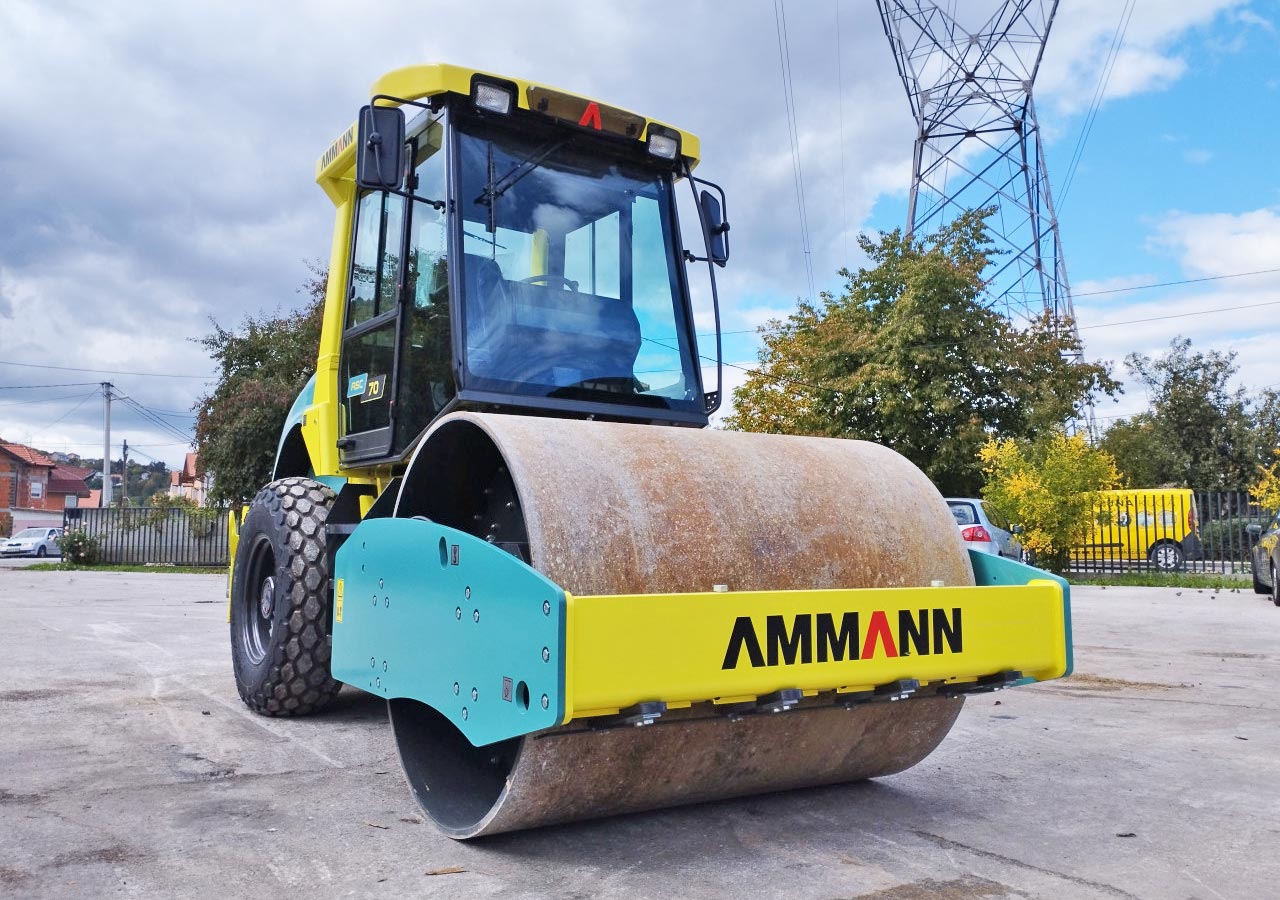 Xe lu rung một trống Ammann ASC 70 PD 7 tấn