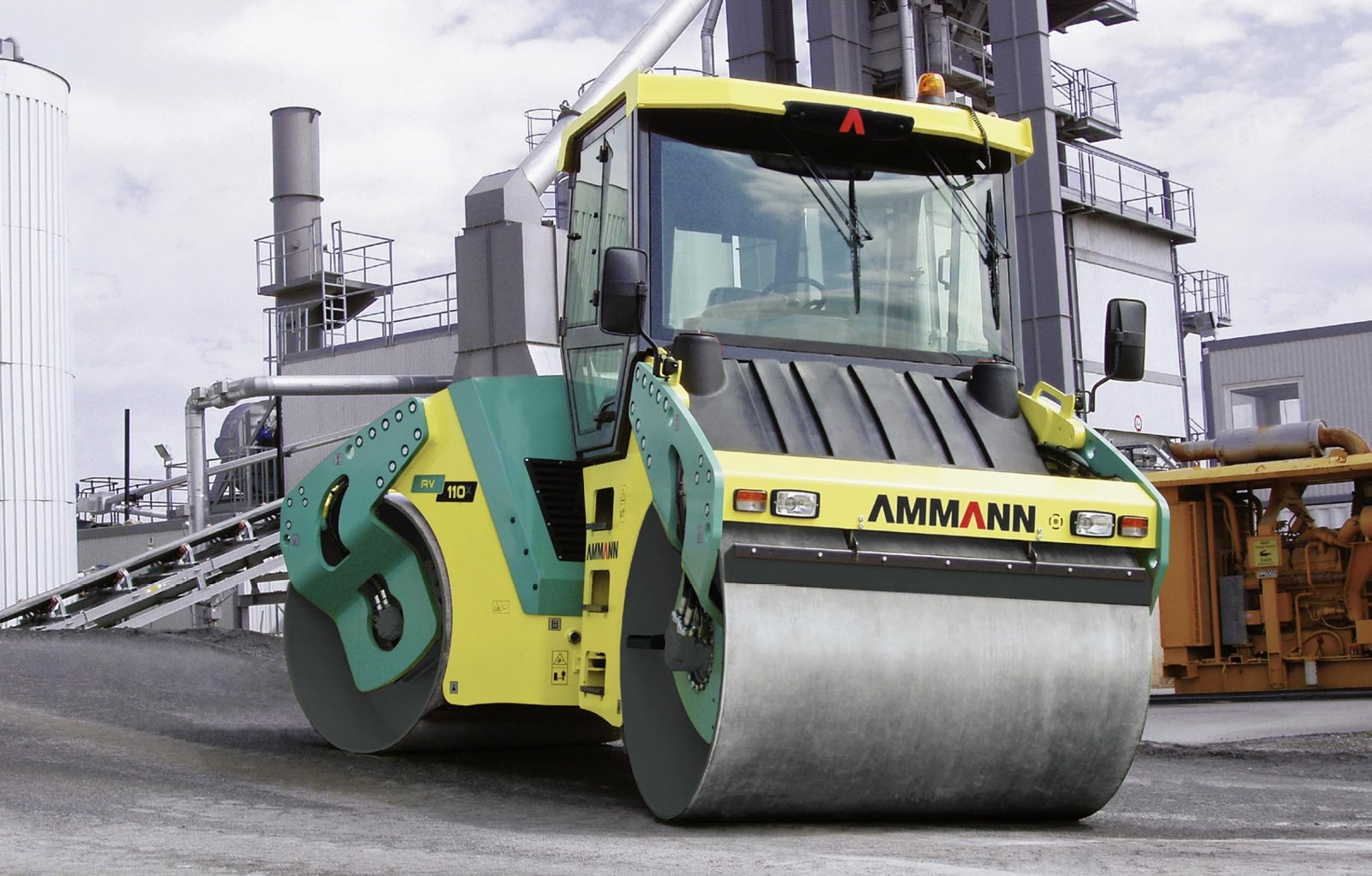 Xe lu 2 bánh thép Ammann AV 110 X
