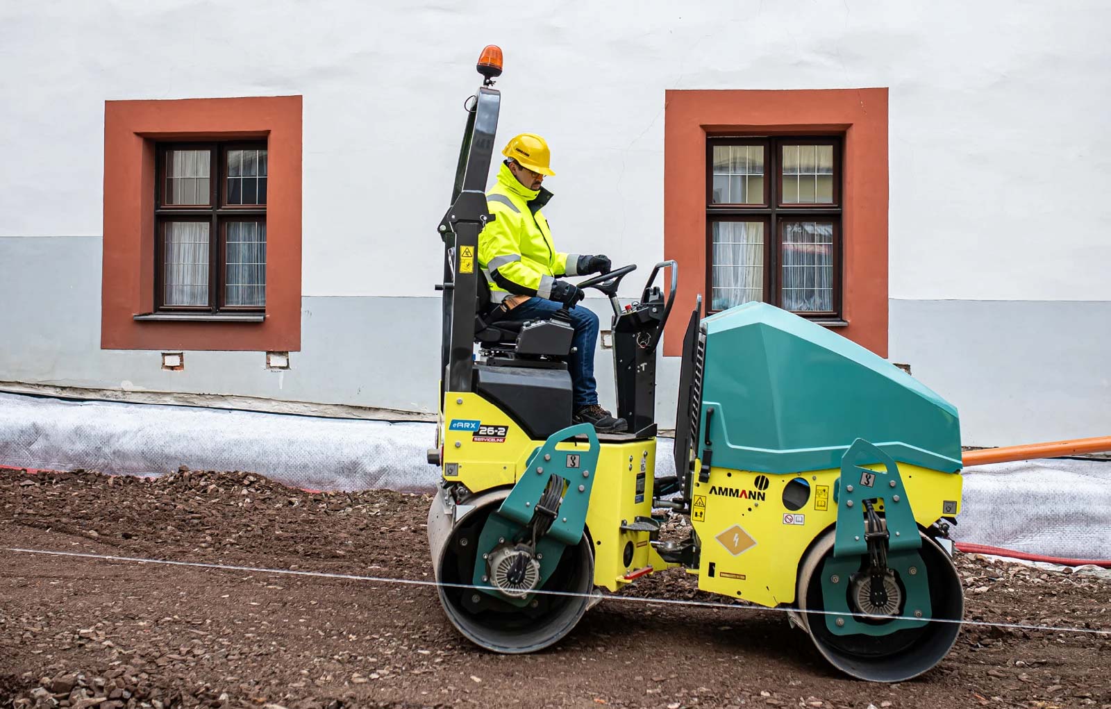 Xe lu 2 bánh thép Ammann eARX 26-2 | Thụy Sỹ