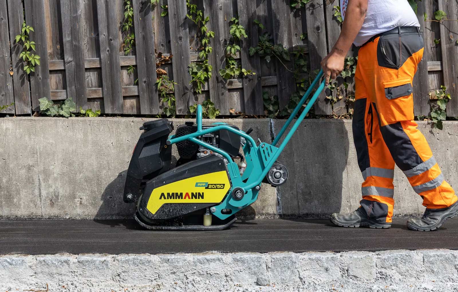 Máy đầm bàn Ammann APF 20/50 | Thụy Sỹ