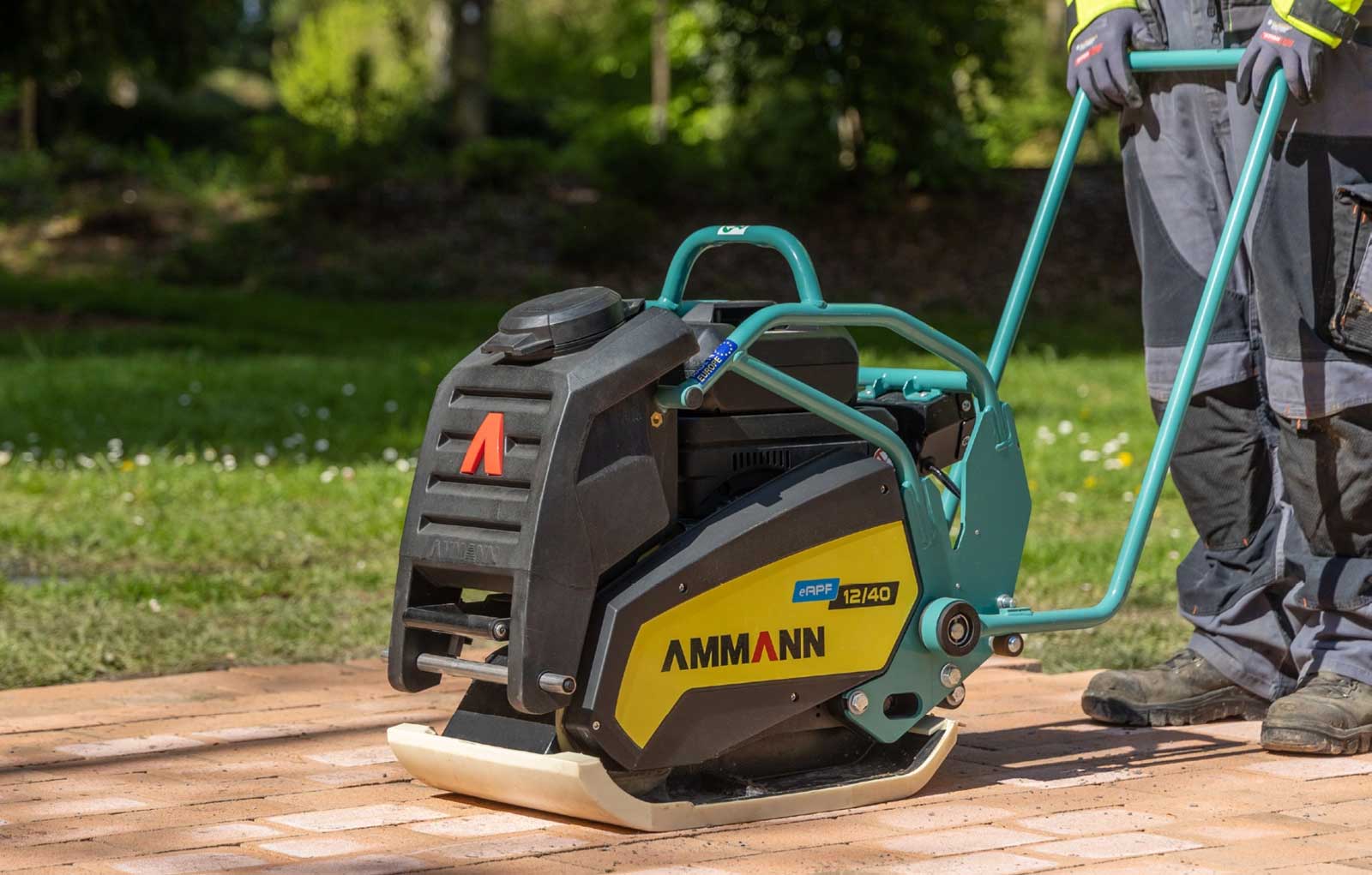 Máy đầm bàn Ammann eAPF 12/40 chạy điện | Thụy Sỹ