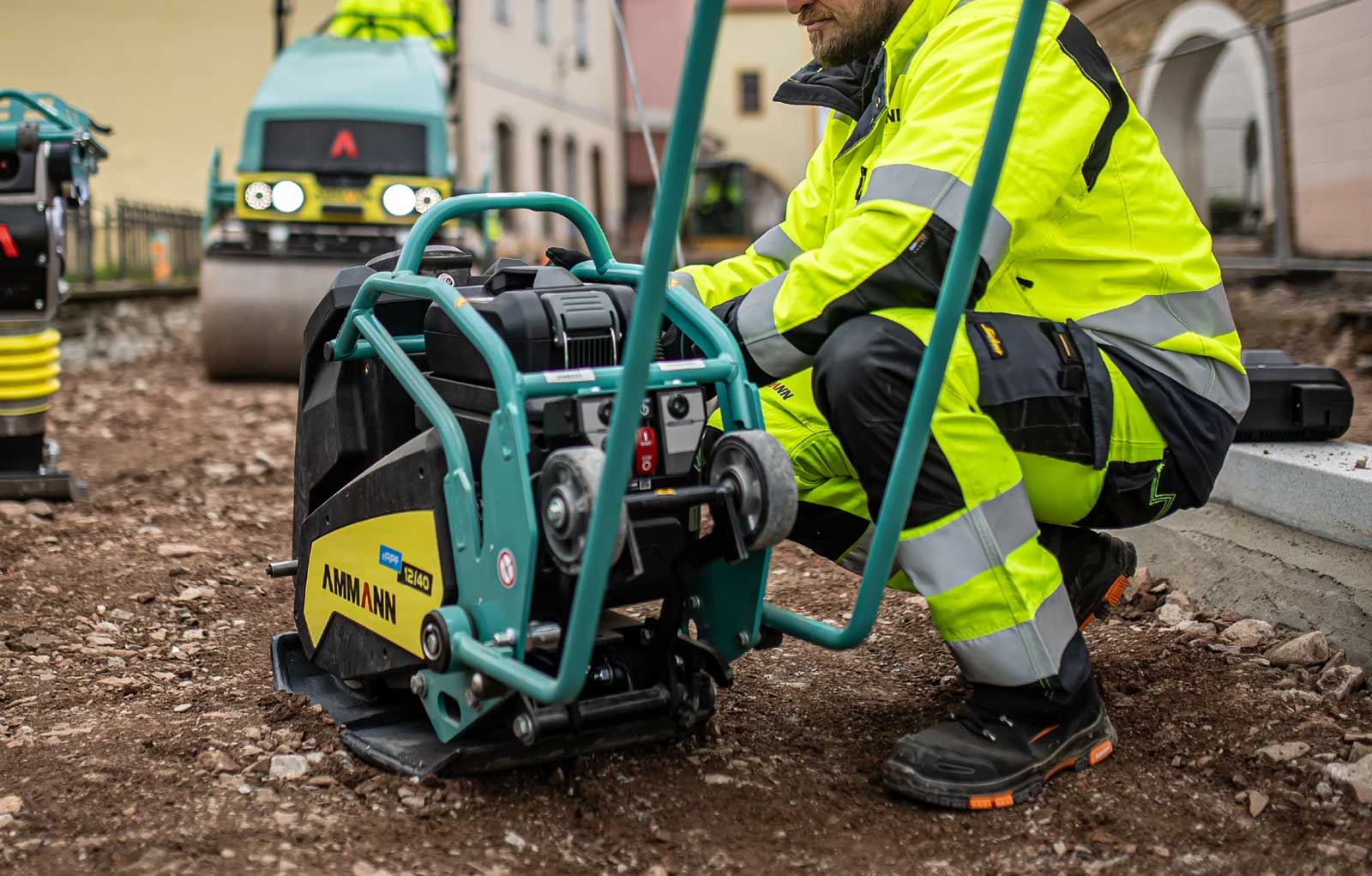 Máy đầm bàn Ammann eAPF 12/50 Honda chạy điện