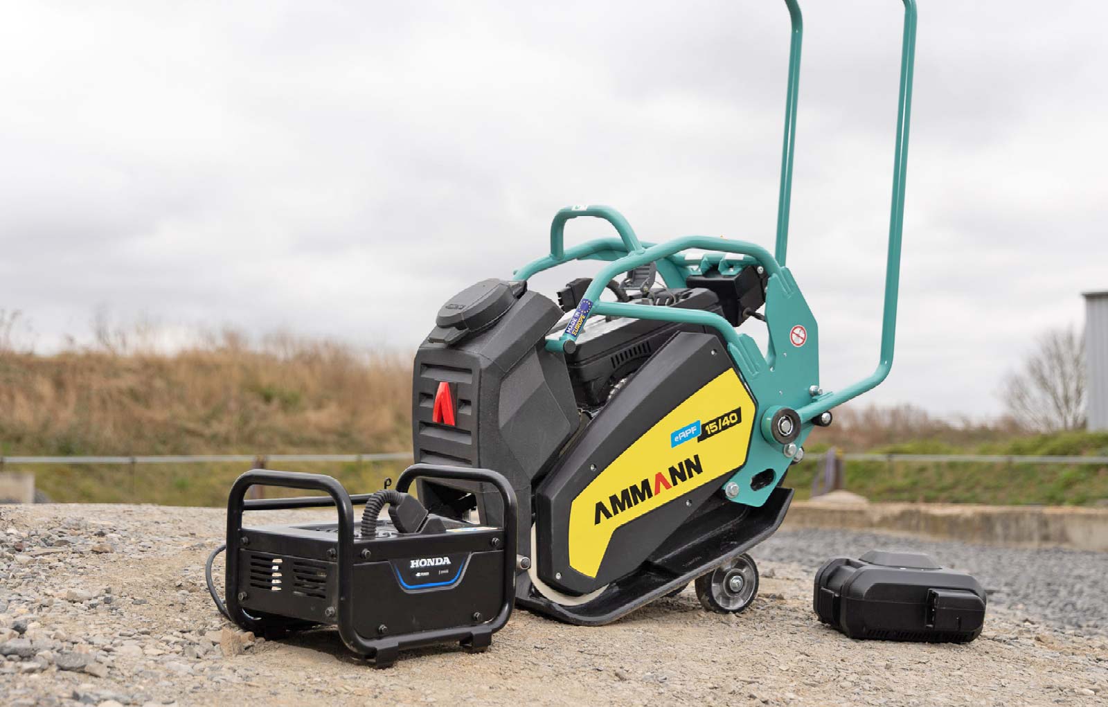 Máy đầm bàn Ammann eAPF 15/40 Honda chạy điện