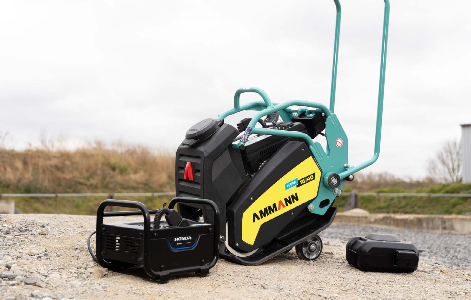 MÁY ĐẦM BÀN AMMANN eAPF 15/50 HONDA CHẠY ĐIỆN