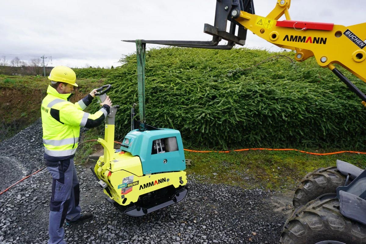 MÁY ĐẦM BÀN THỦY LỰC AMMANN APH 65/85