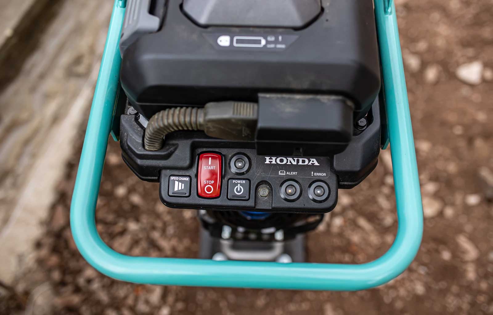 Đầm cóc Ammann eATR 68 HONDA chạy điện | Thụy Sỹ