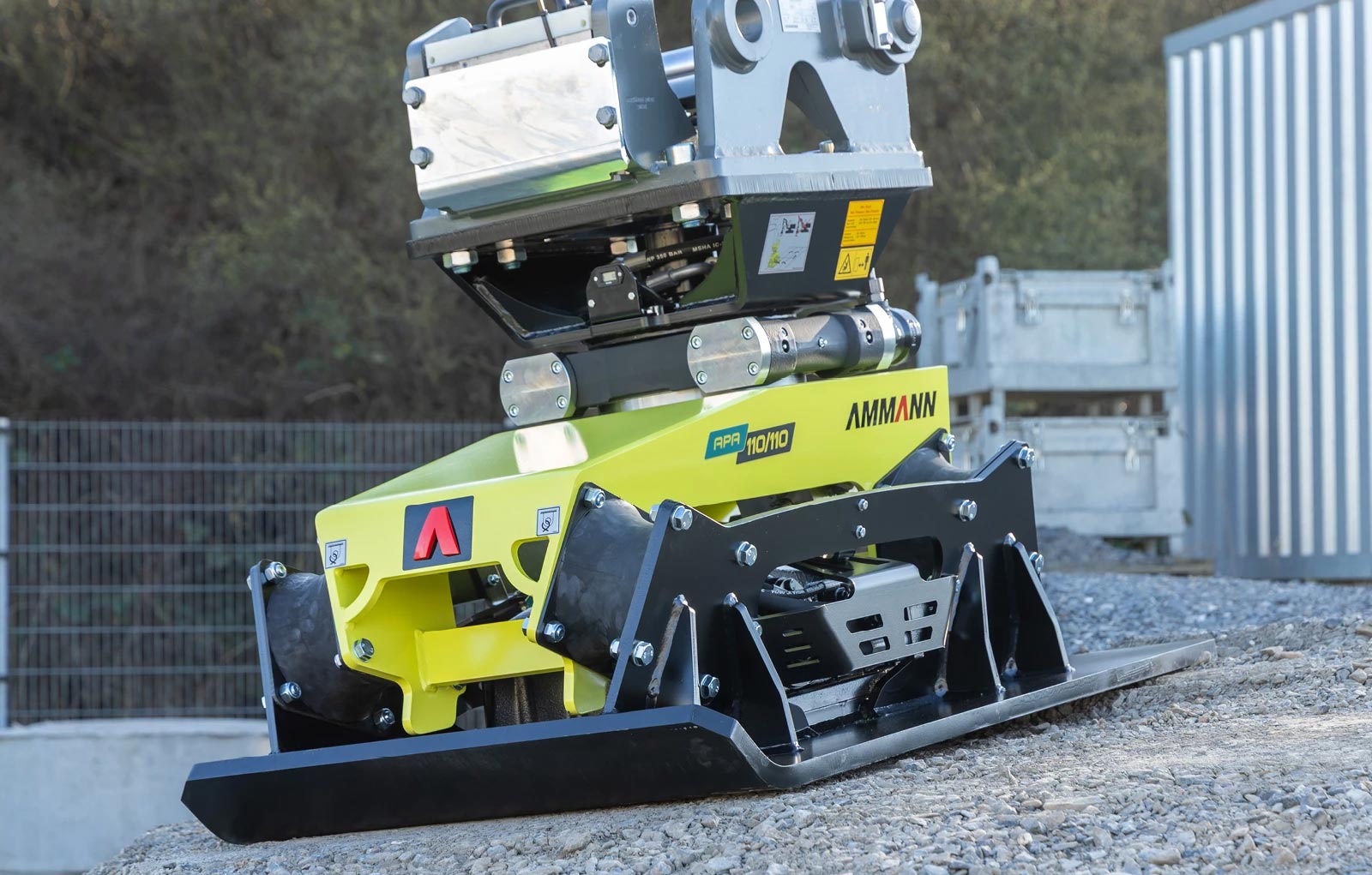 Máy đầm gắn máy đào Ammann APA 110/110